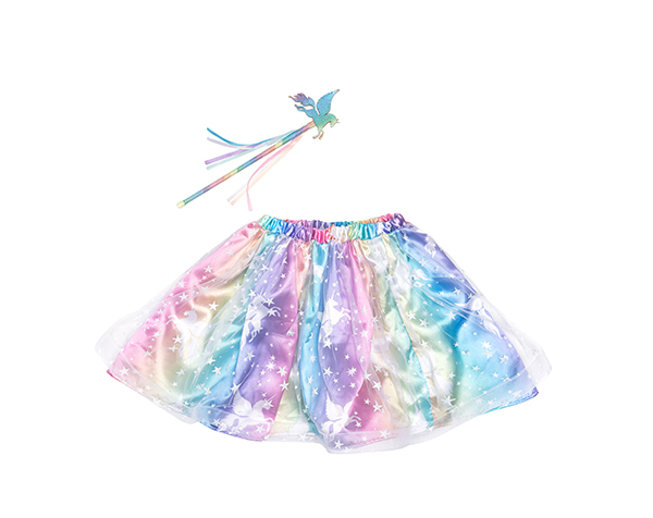 Enchanted Unicorn Skirt & Wand Set, Size 4-6  de GP Novedades